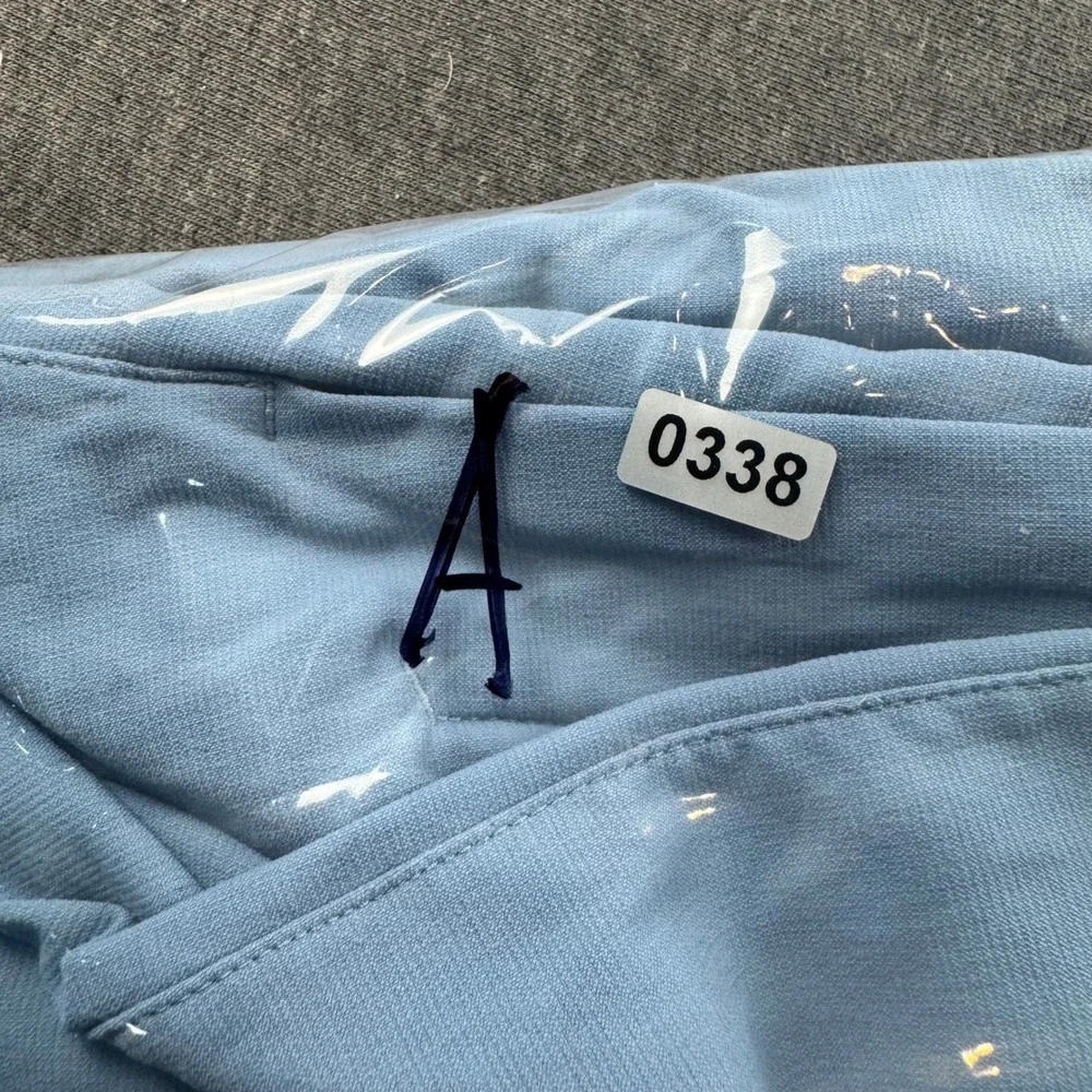 Lululemon Commission Pant Classic Light Blue Chino 30x28 Stretch Nylon Pants